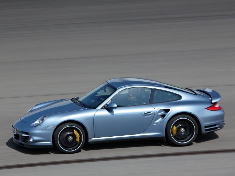  Porsche 911 Turbo S 2010 года  (фото 7 из 31)